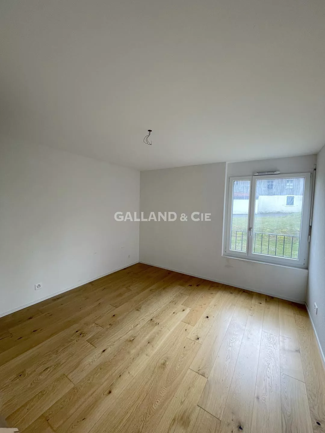 Appartement de 3½ pièces avec jardin : Photo 3