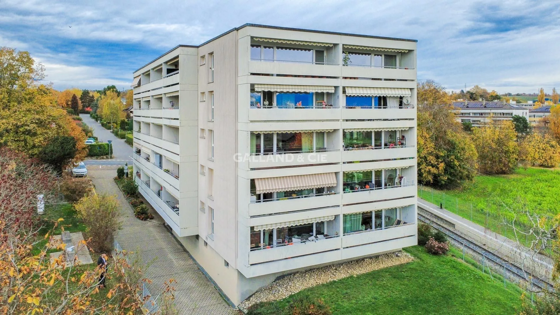 Appartement de 2 pièces : Photo 1