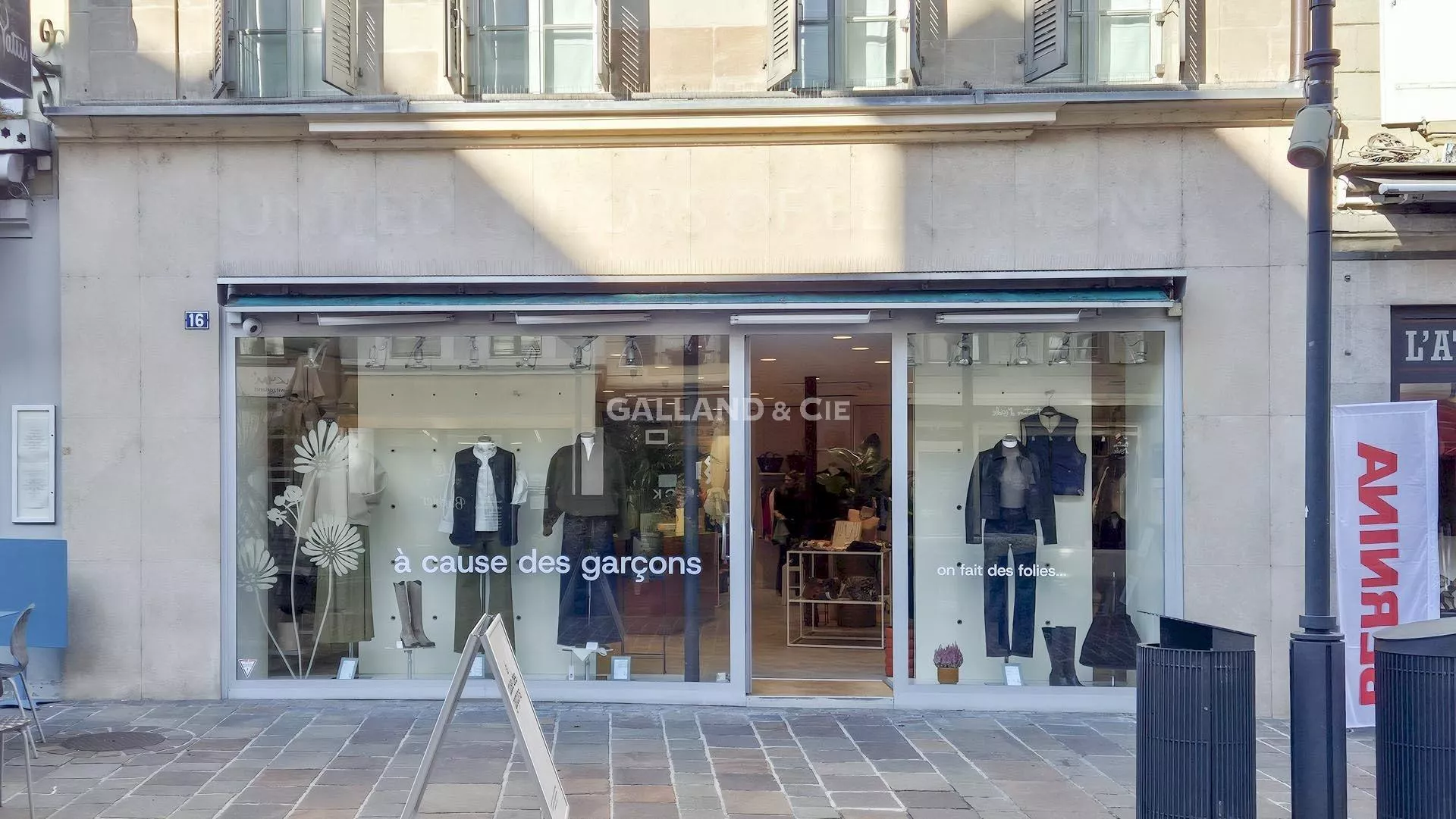 Appartement 2 pièces au 3ème étage : Photo 1