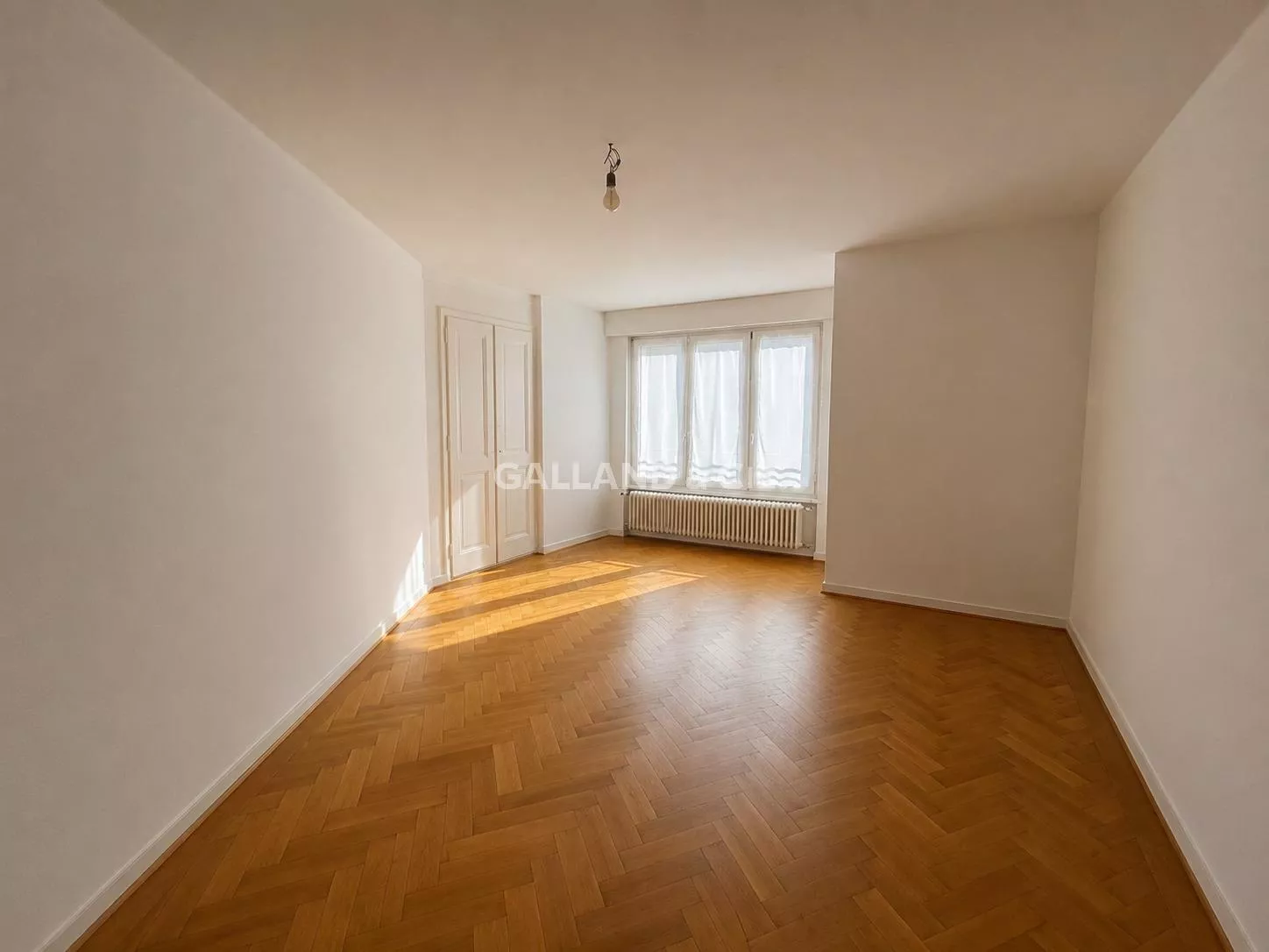 Appartement de 4 pièces avec balcon : Photo 2