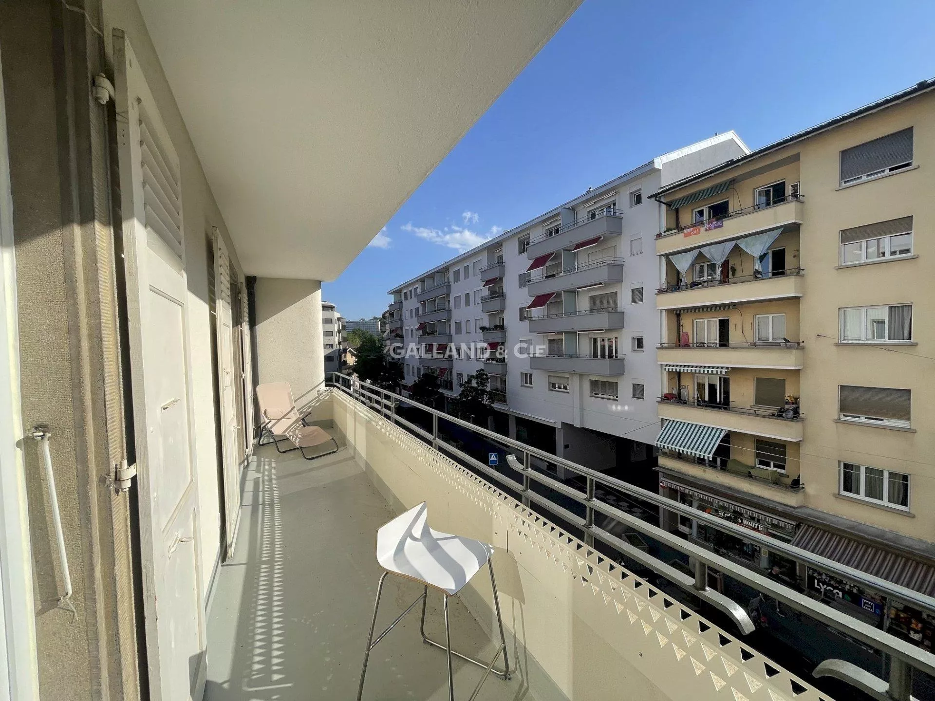 Appartement de 4 pièces avec balcon : Photo 4