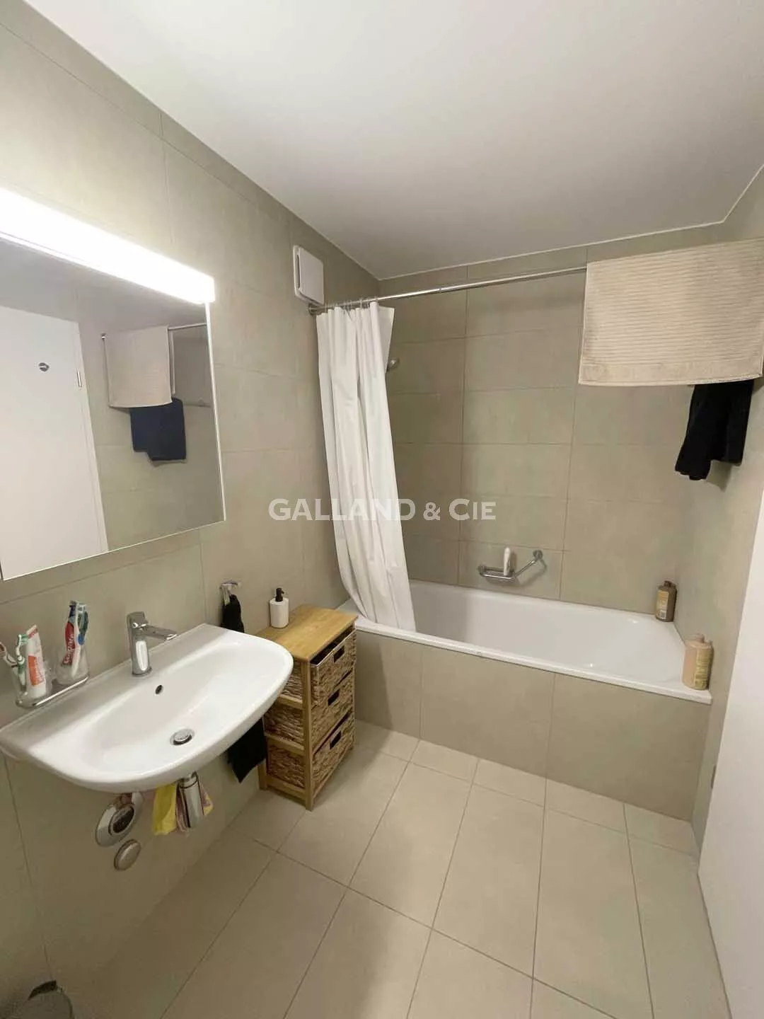 Magnifique appartement moderne de 4.5 pièces en duplex : Photo 5