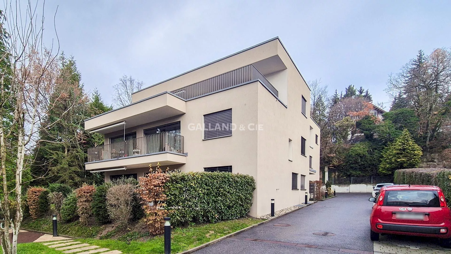 Magnifique appartement moderne de 4.5 pièces en duplex : Photo 8