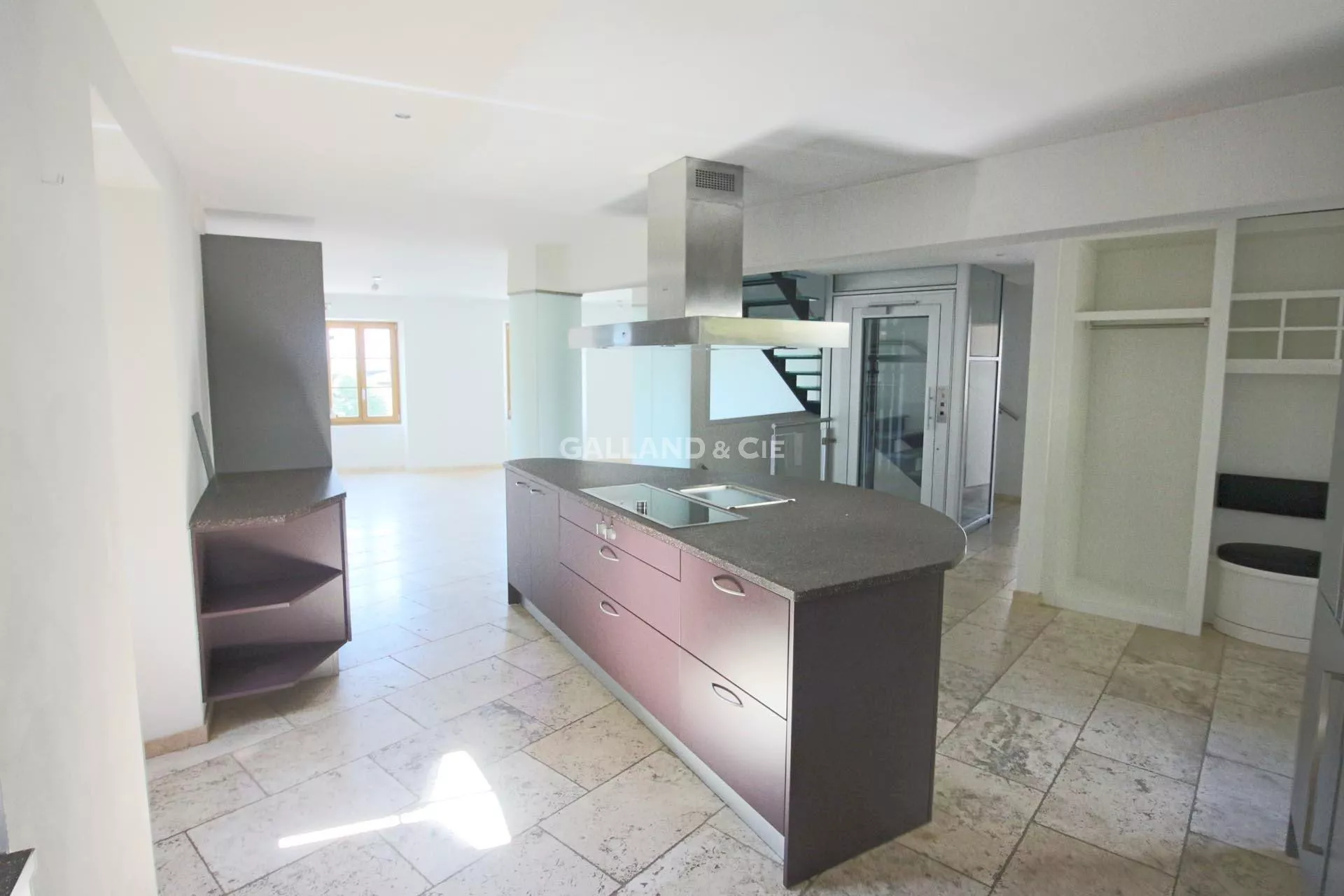 Magnifique maison villageoise de 6½ pièces entièrement rénovée : Photo 8