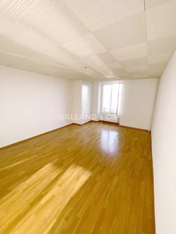 Appartement de 3,5 pièces avec très belle vue sur le lac et les Alpes : Photo 2