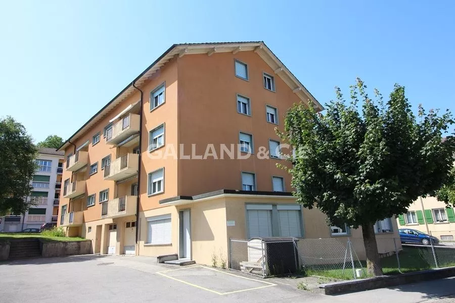 Appartement de 3 pièces avec balcon : Photo 1