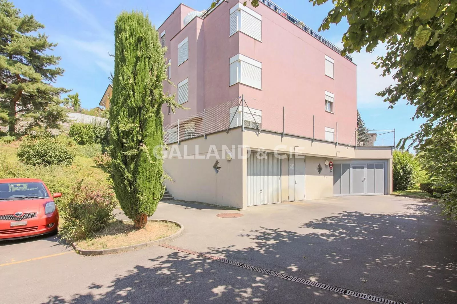 Place de parc intérieure N° 6 : Photo 1
