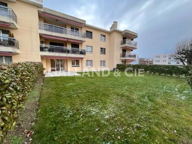 Appartement en résidences sécurisée de 3 pièces : Photo 7
