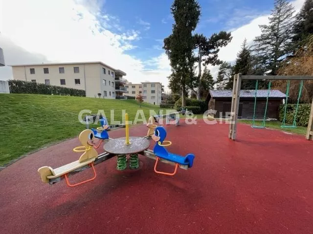 Appartement en résidences sécurisée de 3 pièces : Photo 9