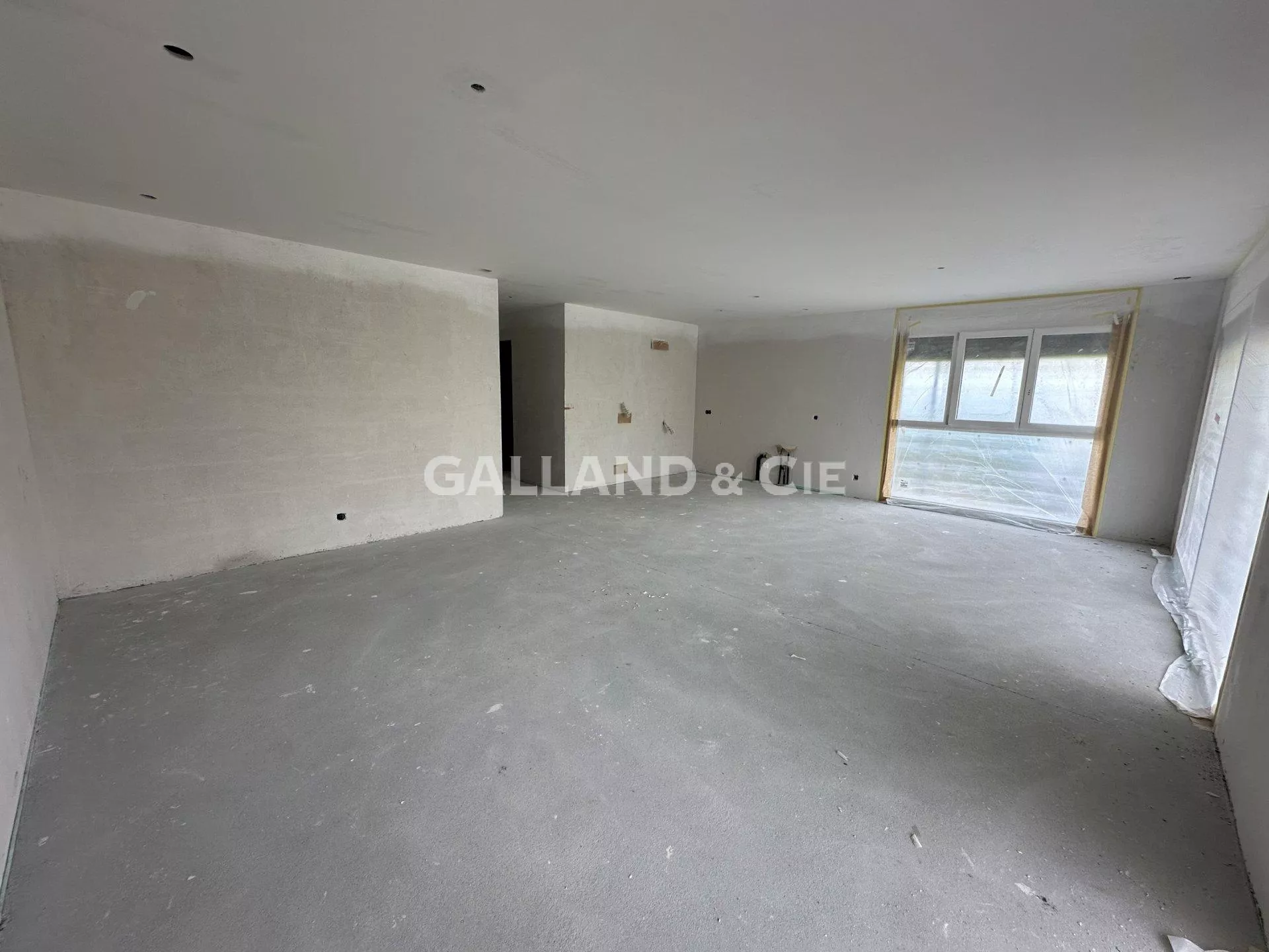 4.5 pièces neuf avec grand jardin : Photo 5