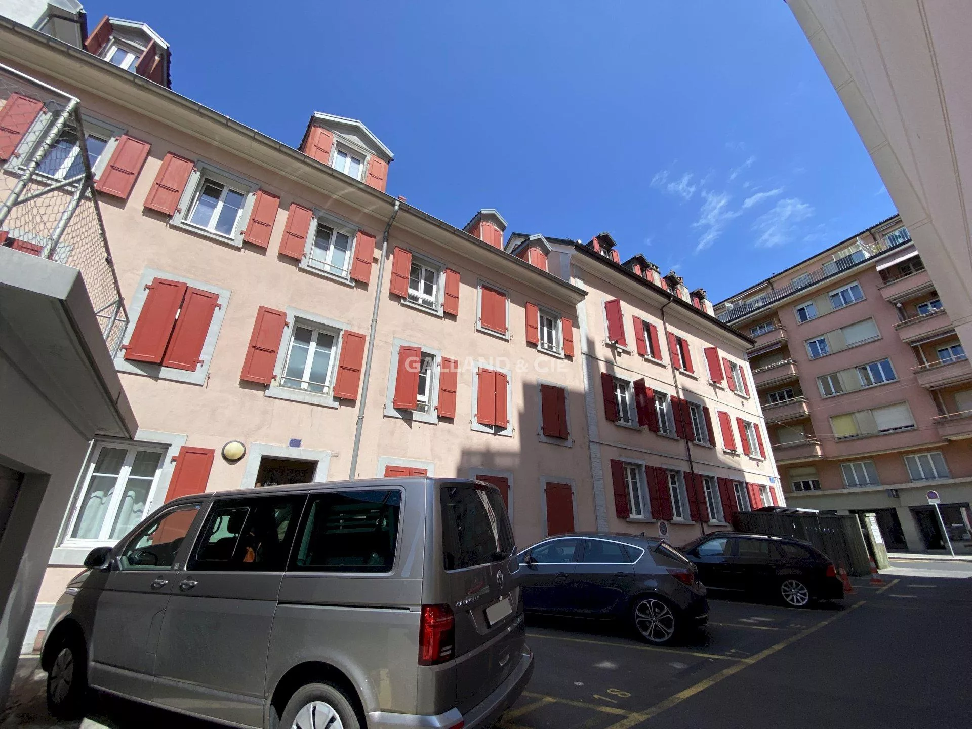 Centre-ville - 2 immeubles contigus : Photo 1