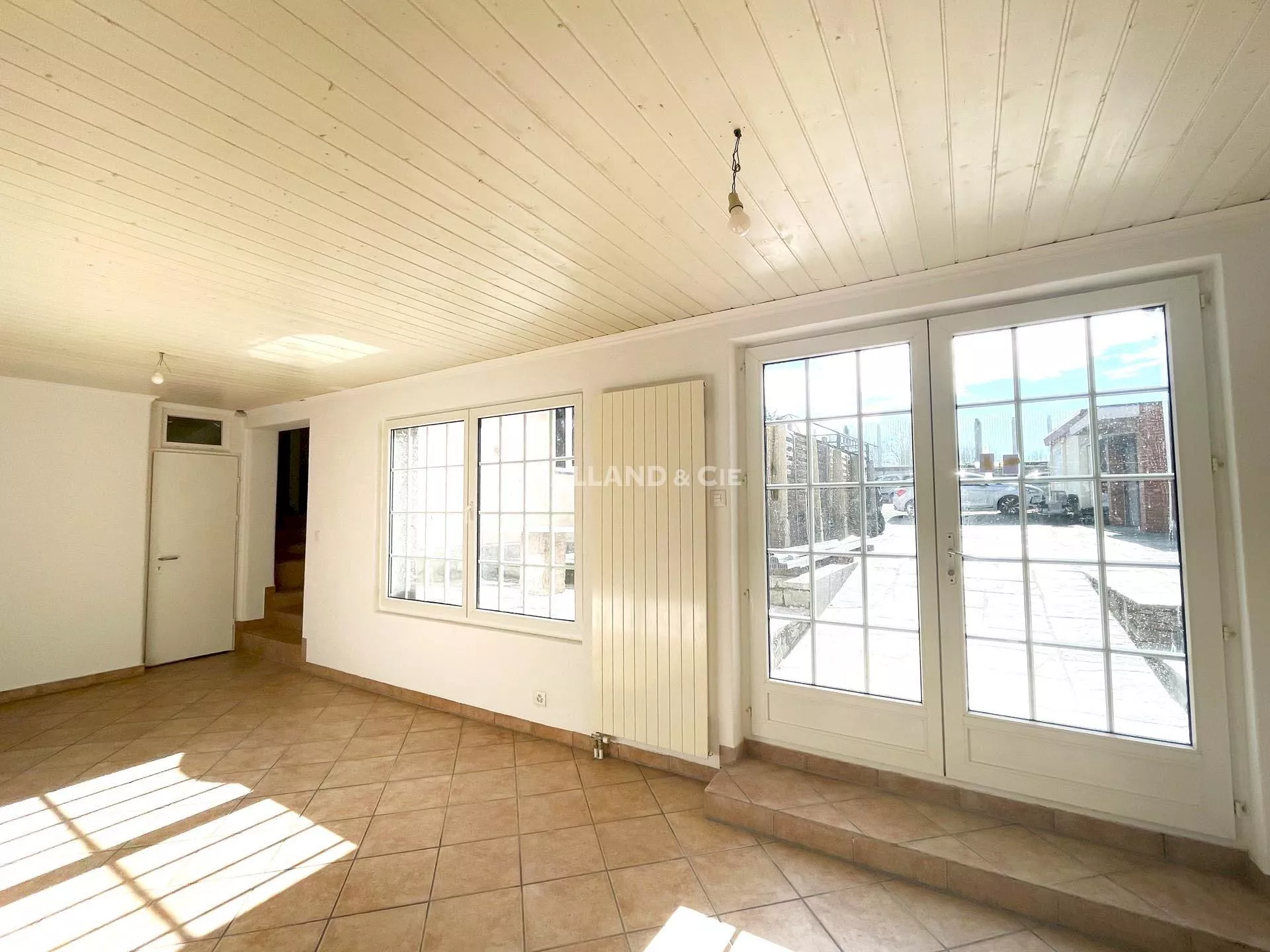 Très grand appartement de 4½ pièces d'environ 120m2 avec terrasse : Photo 3