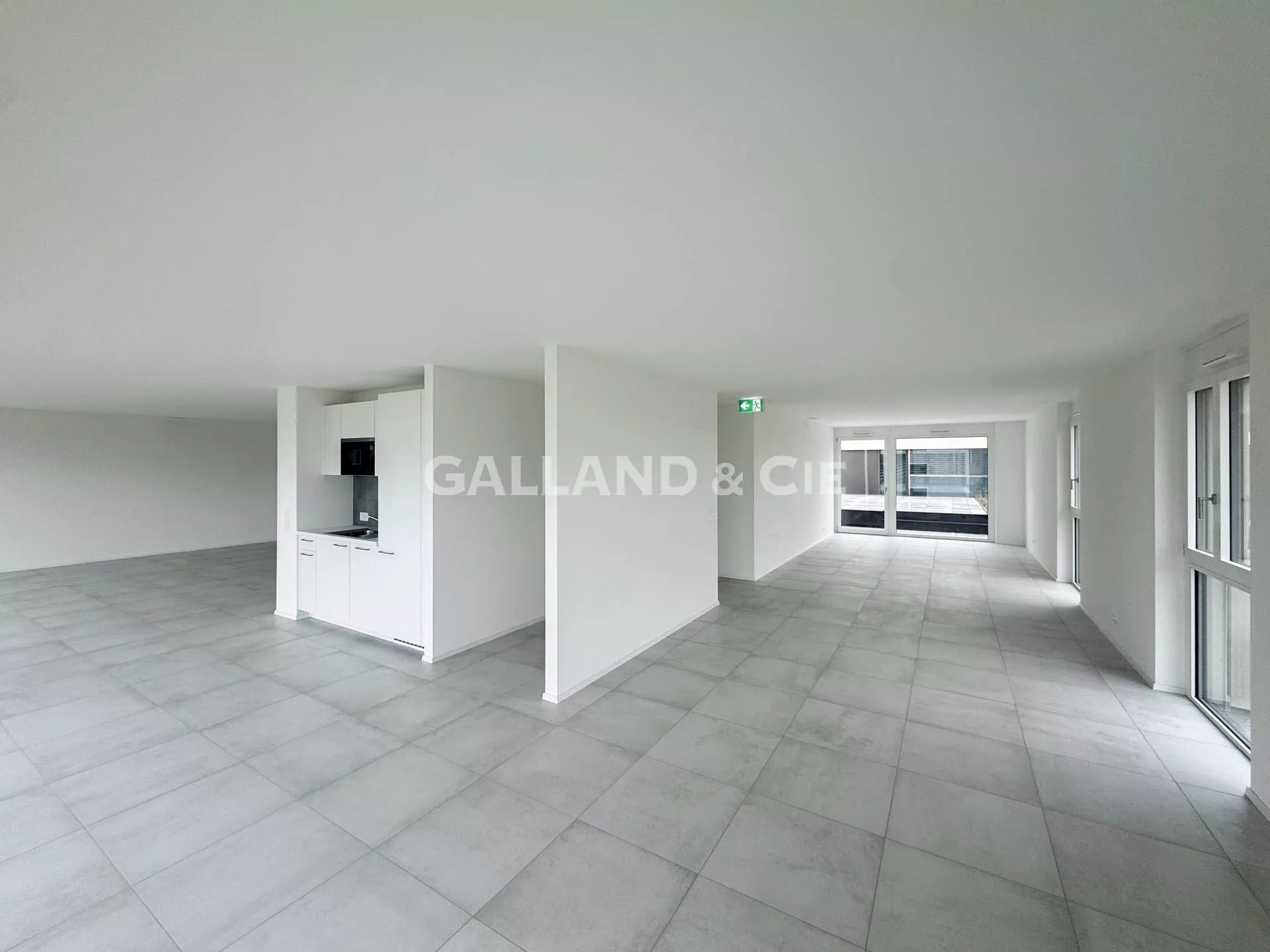 Bureau de 145 m2 à Estavayer-le-Lac : Photo 2