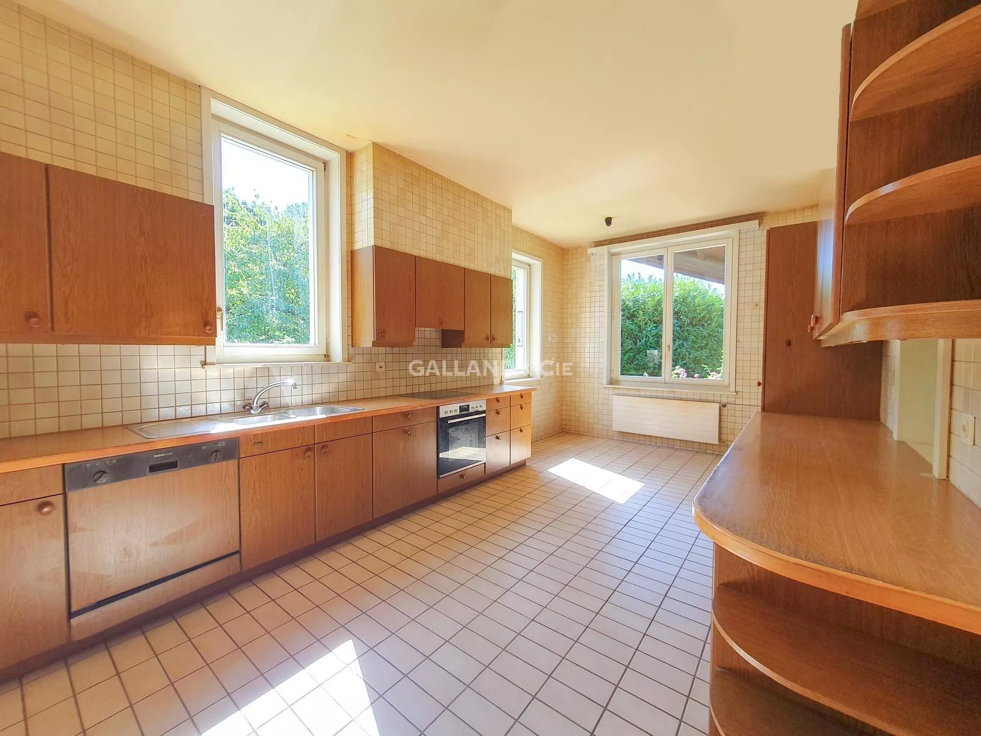 Villa individuelle de 9.5 pièces : Photo 5