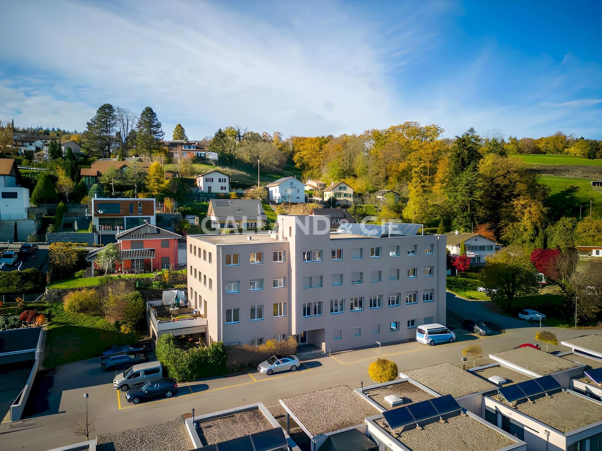 Place de parc extérieure à CHF 50.00/mois : Photo 1