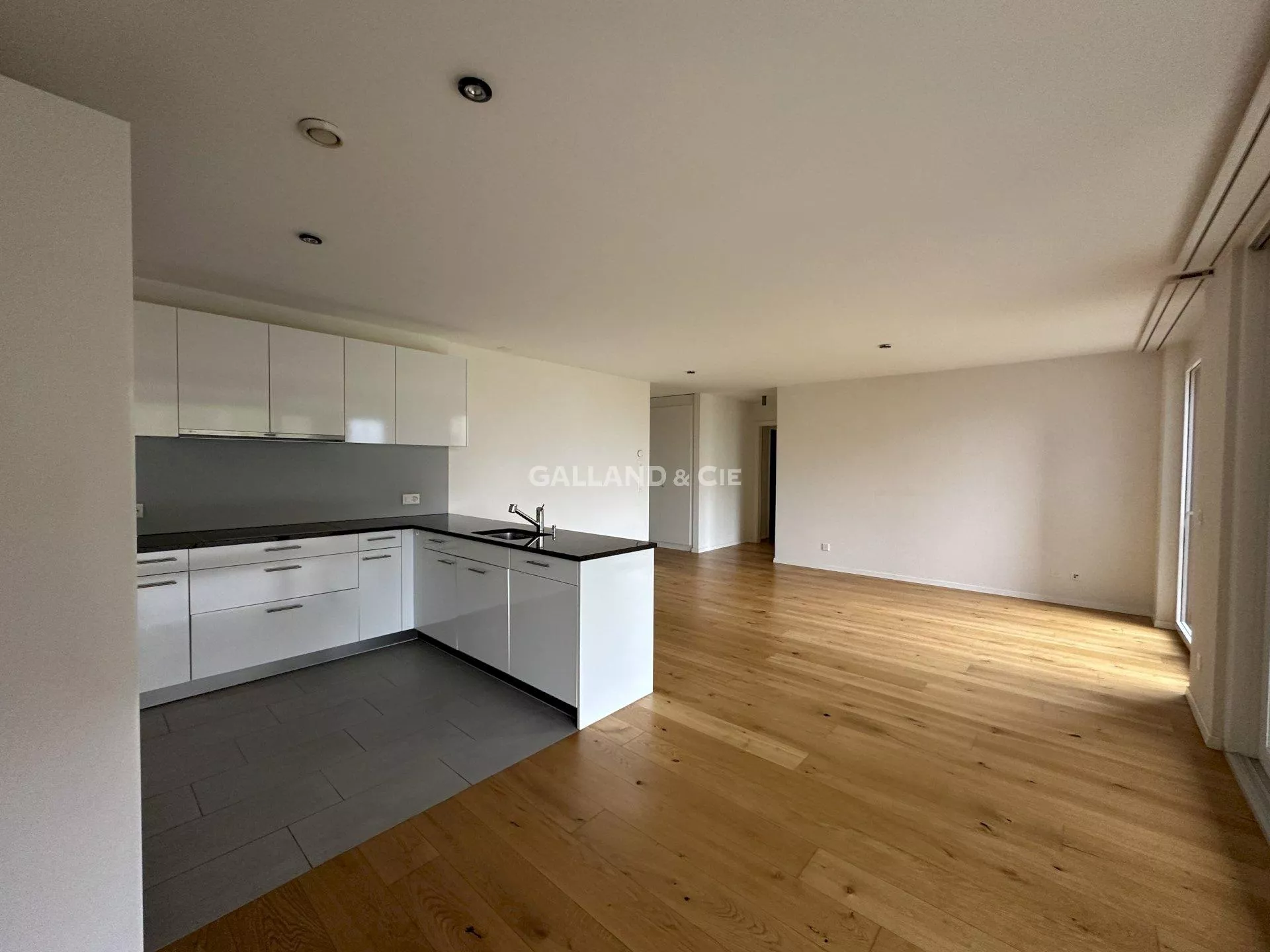 Magnifique 3.5 pièces d'~ 82 m² : Photo 9