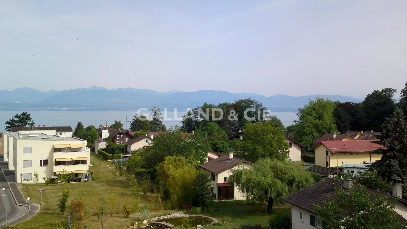 2 x de 5.5 pces d'~ 165 m² avec jardin : Photo 3