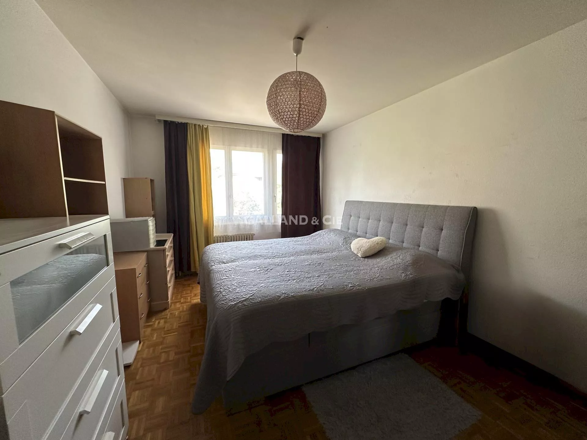 Lumineux 4.5 pièces : Photo 5