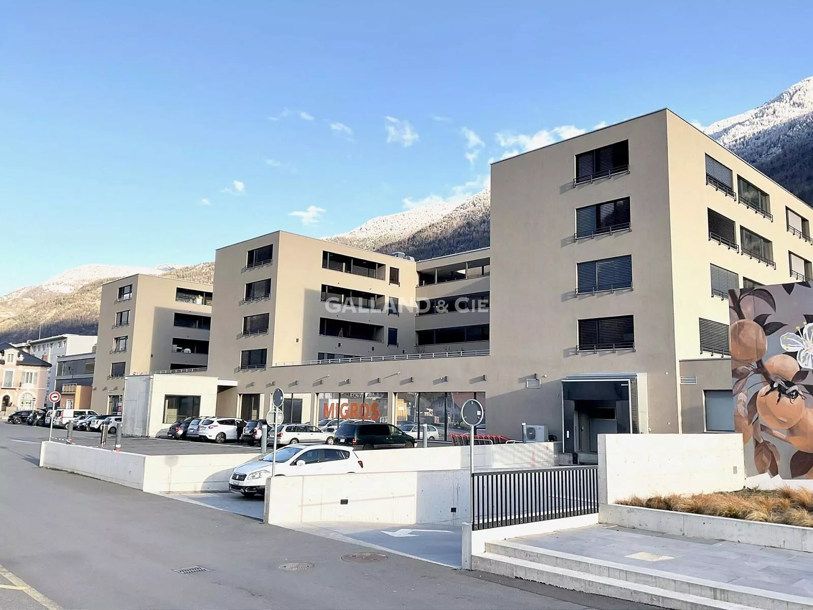 Place de parc intérieure au garage souterrain : Photo 1