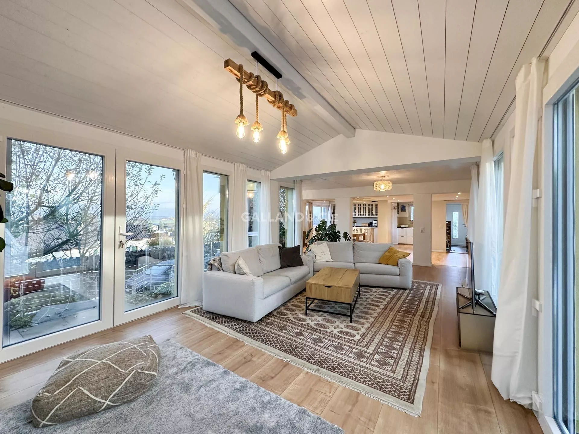 Splendide villa individuelle de 7.5 pièces : Photo 8