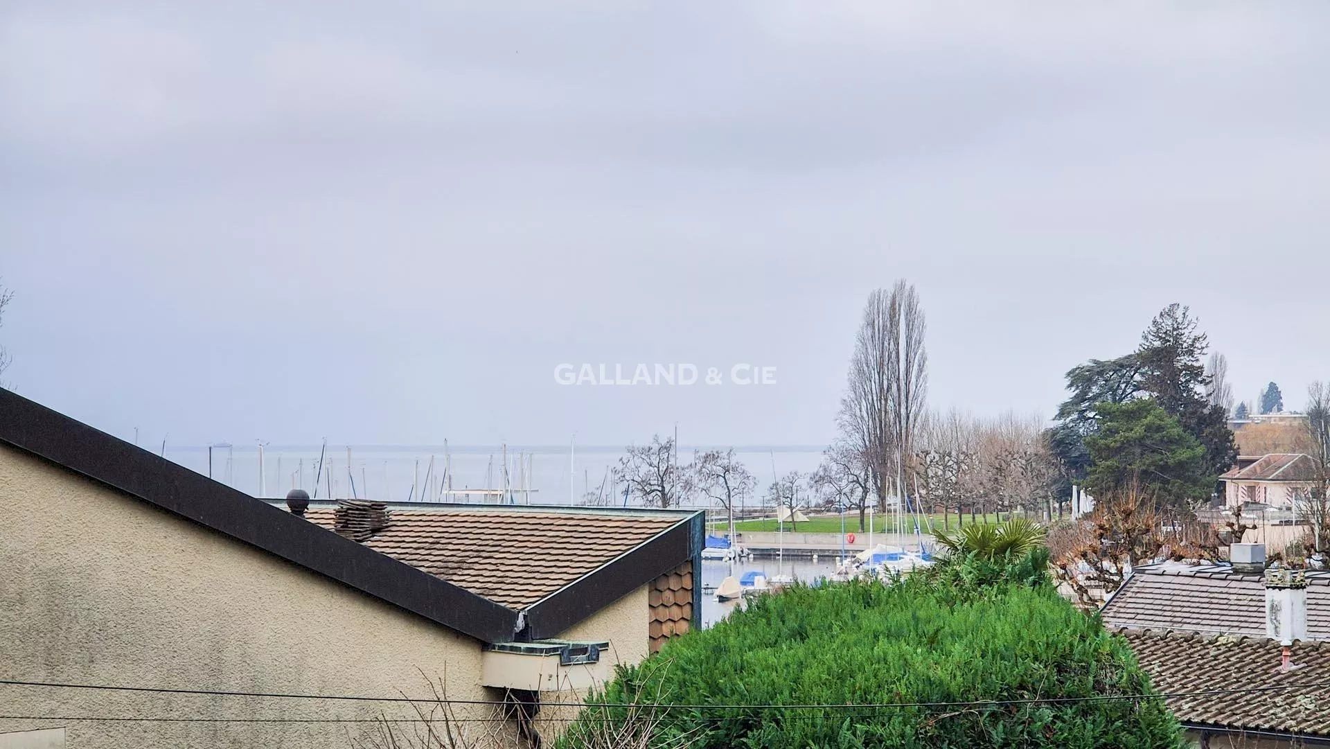 Appartement Contemporain à Pully, vivez à deux pas du port ! : Photo 15