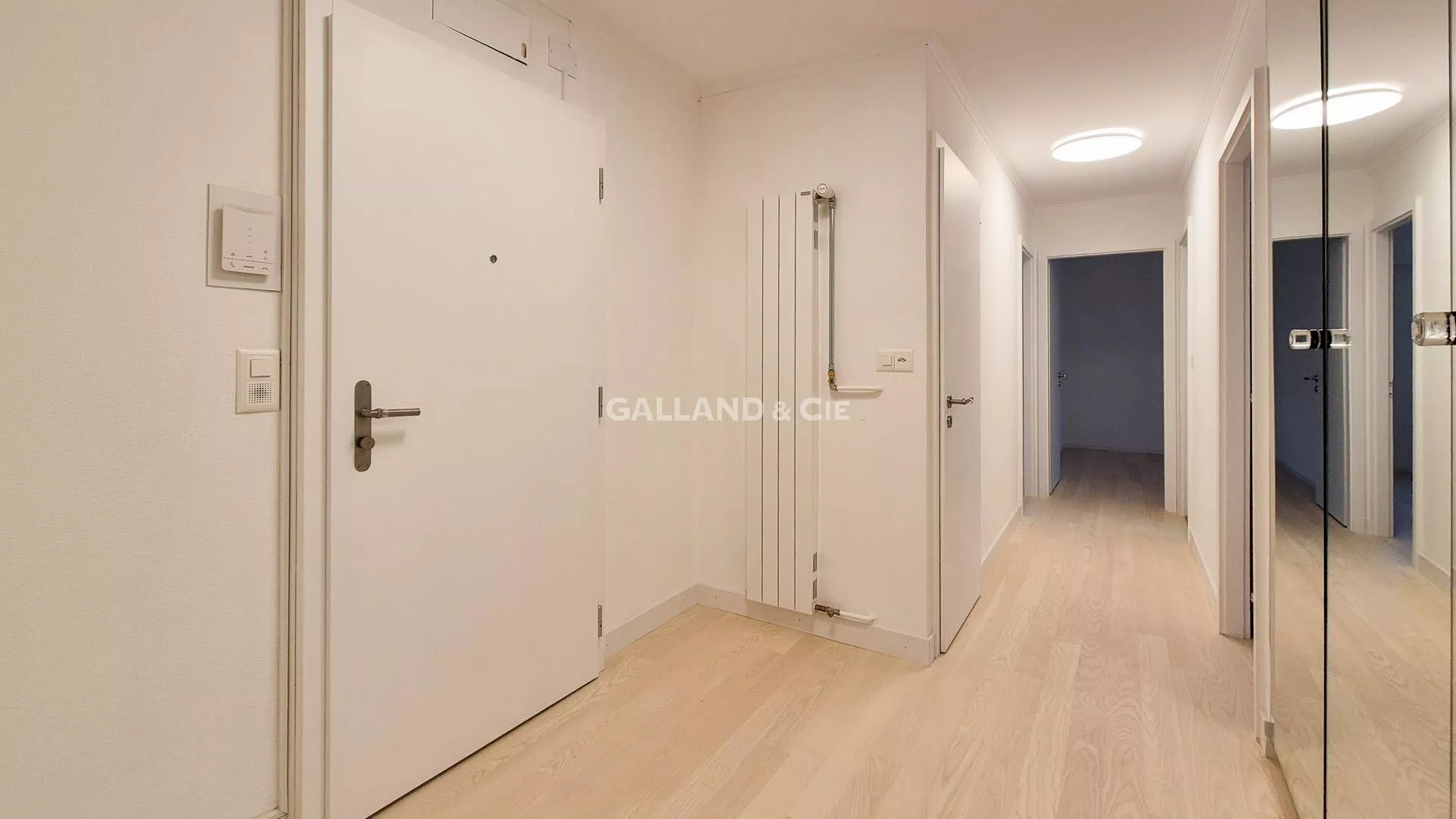 Appartement Contemporain à Pully, vivez à deux pas du port ! : Photo 3