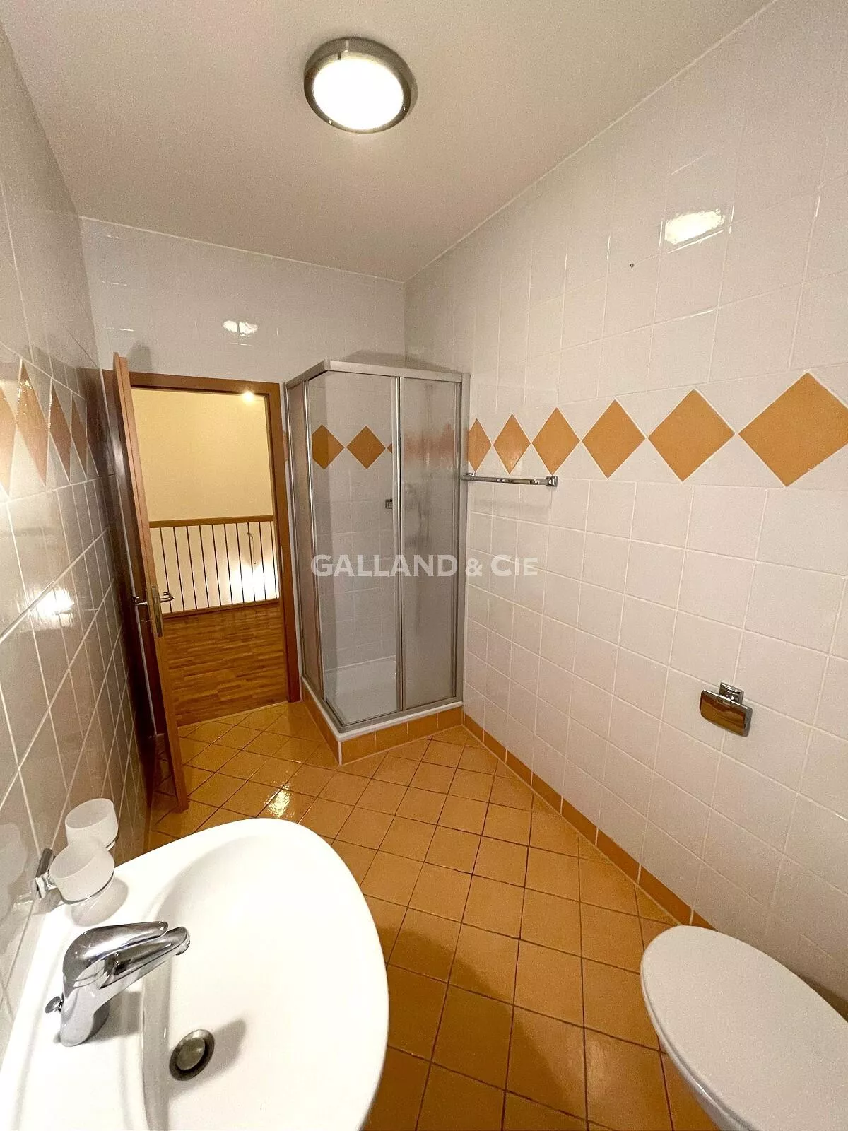 Immeuble de 4 logements et 1 commerce : Photo 7