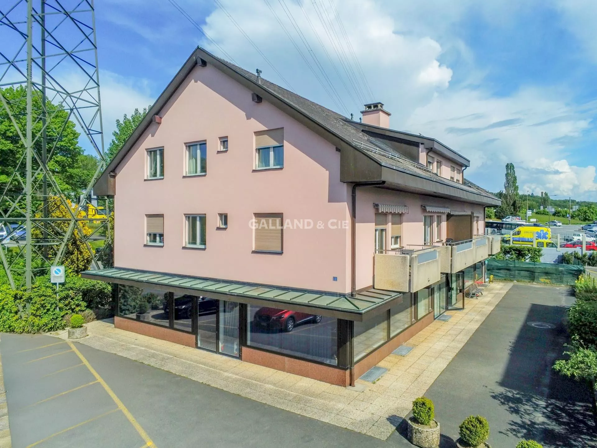 Place de parc extérieure : Photo 1