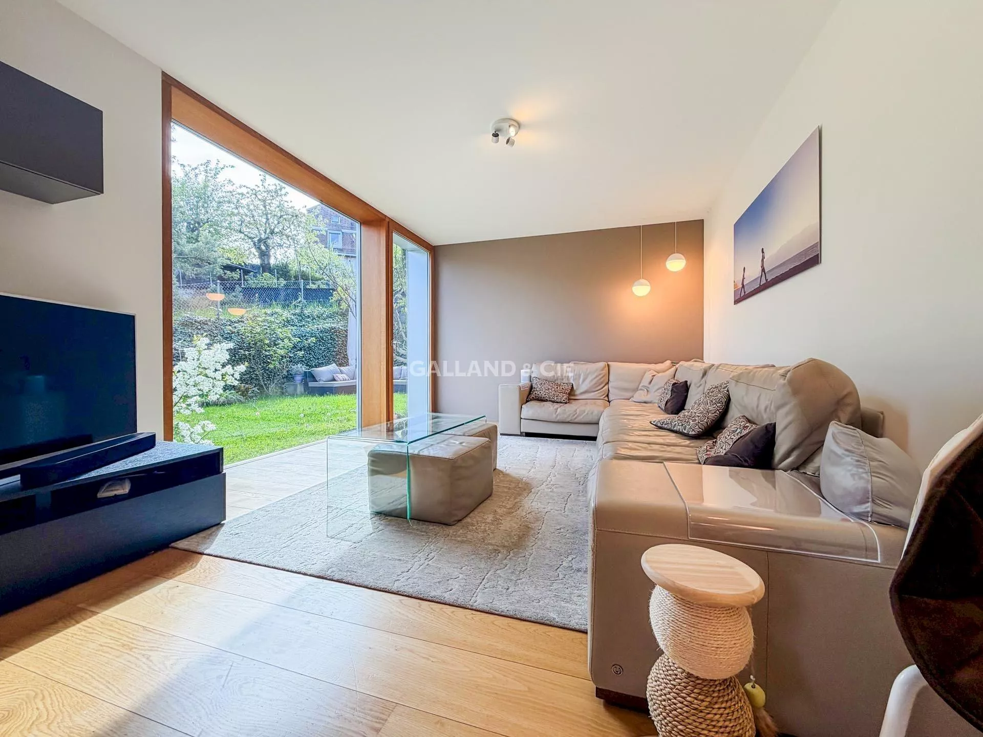 Spacieux 4,5 pièces moderne avec jardin et balcon – Quartier résidentiel à Lausanne : Photo 1
