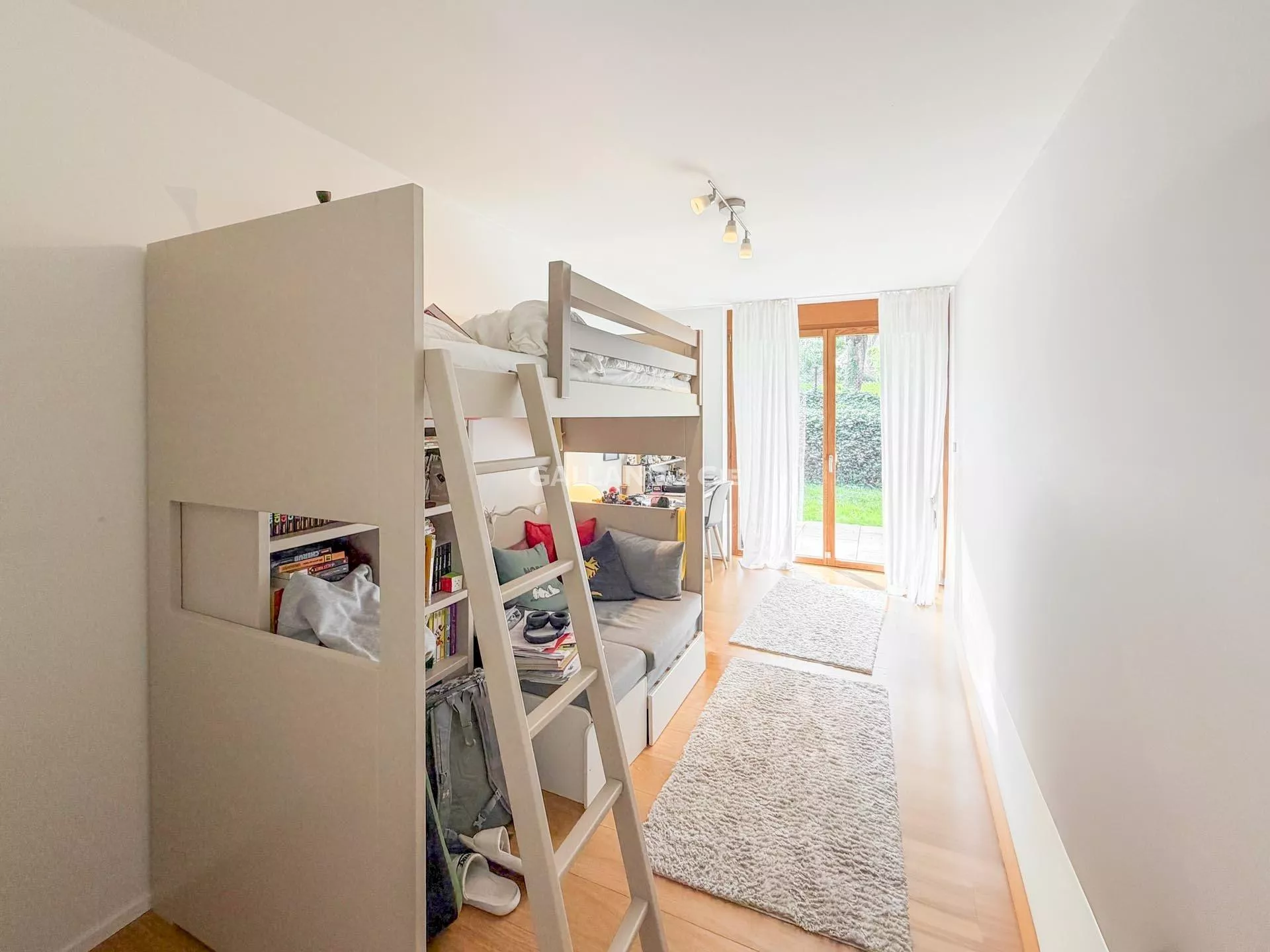 Spacieux 4,5 pièces moderne avec jardin et balcon – Quartier résidentiel à Lausanne : Photo 6