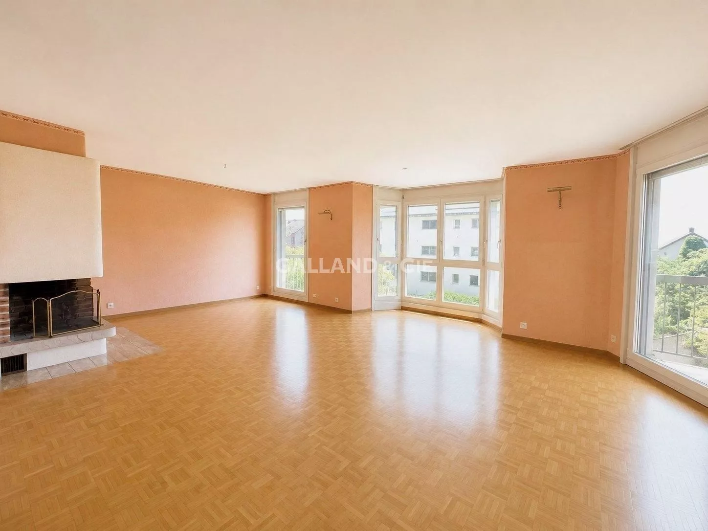 Lumineux appartement de 4.5 pièces : Photo 10