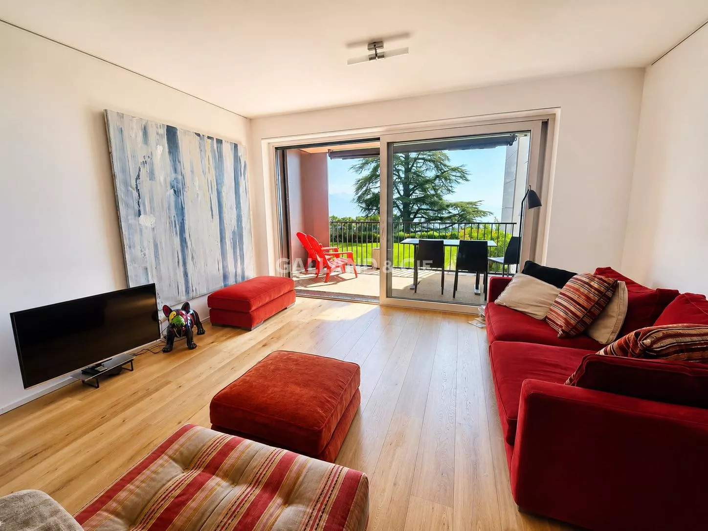 Magnifique logement au coeur d'une résidence de standing avec piscine : Photo 2
