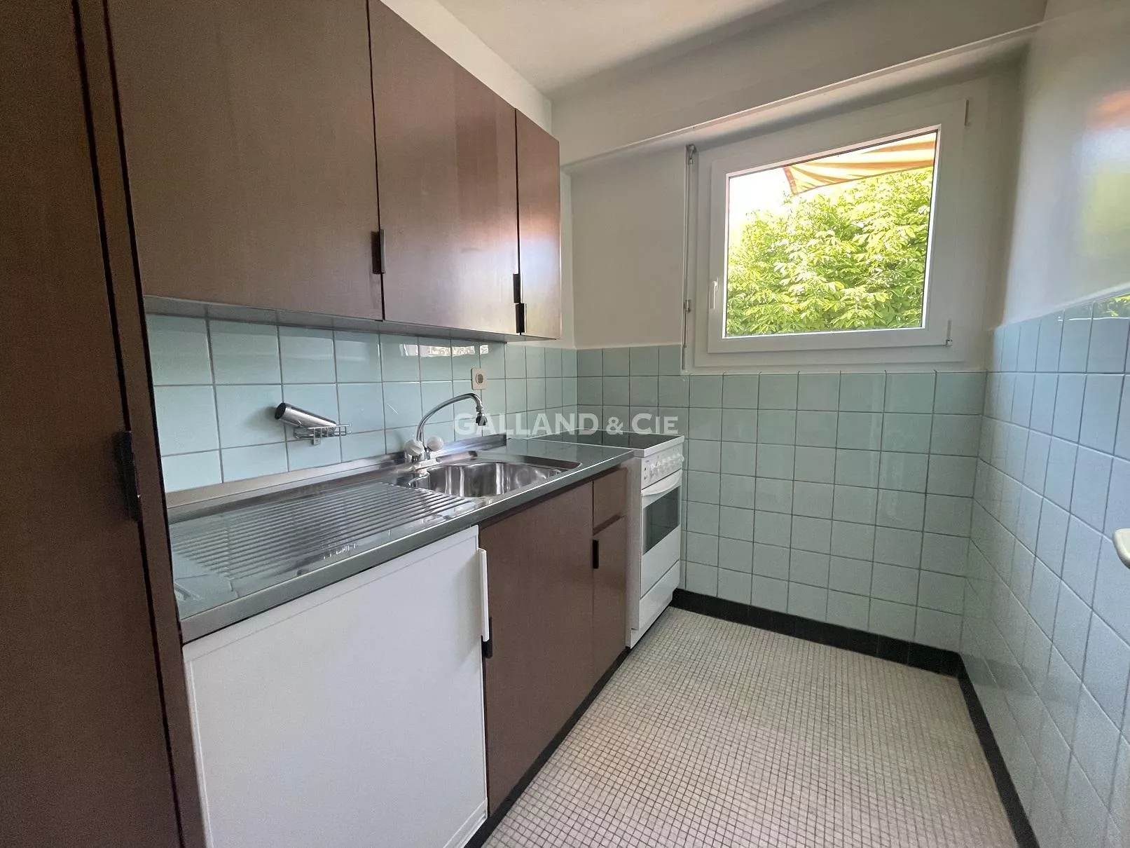 Appartement de 1 pièce au 4ème étage avec balcon : Photo 2