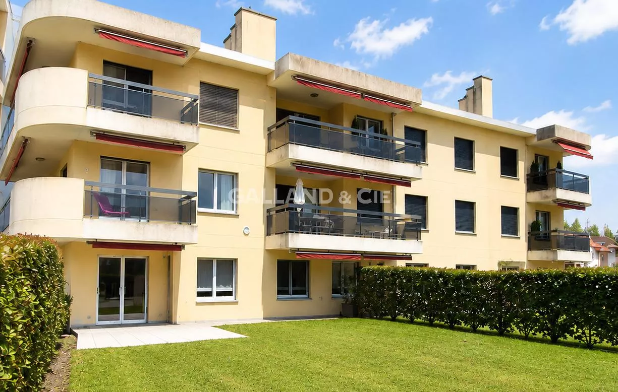Bel appartement dans une résidence privée : Photo 1