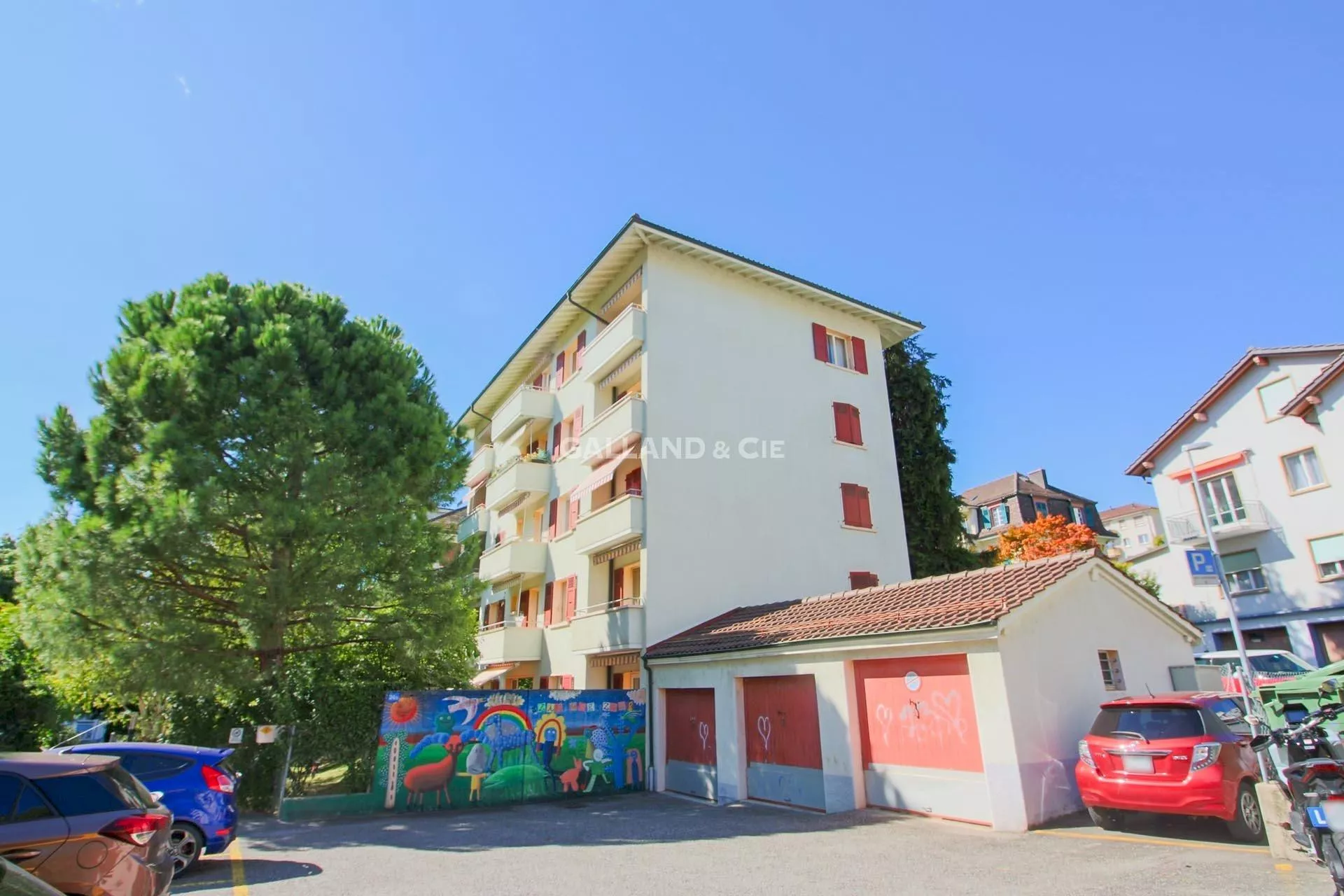Appartement de 2 pièces au 3ème étage avec balcon : Photo 1