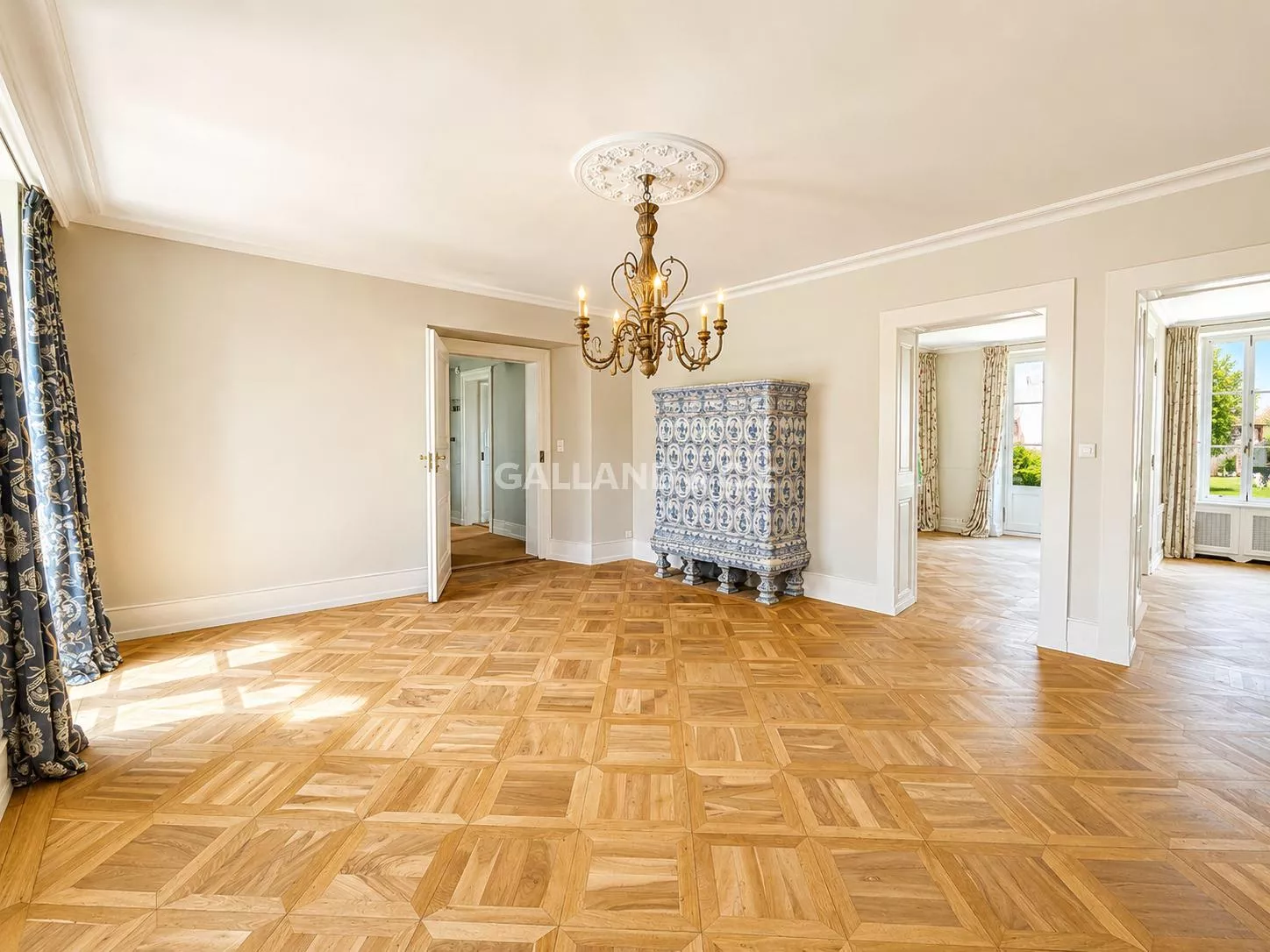 Manoir de caractère au coeur d'un lieu privé : Photo 2