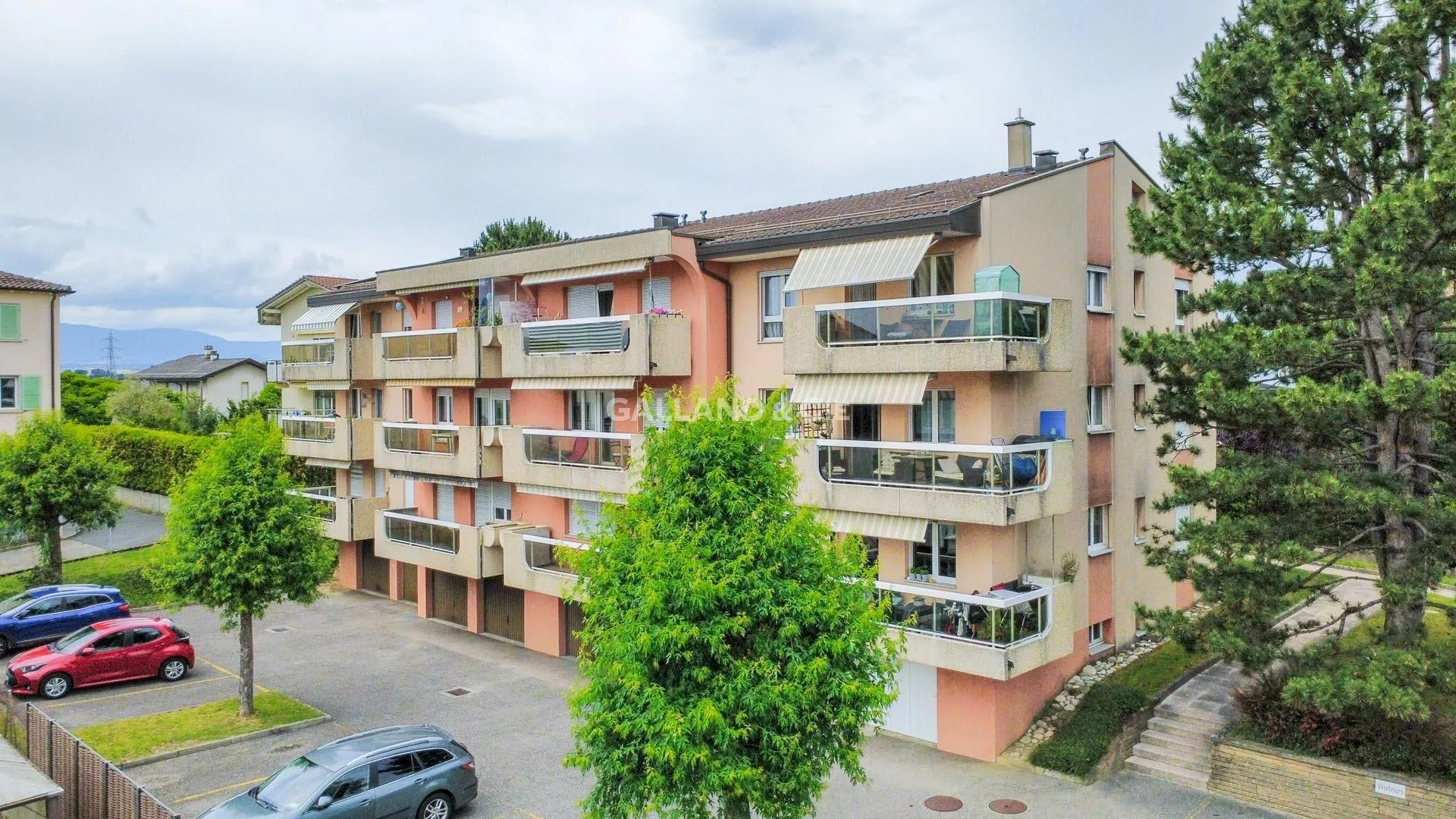Appartement de 3.5 pièces au rez : Photo 2