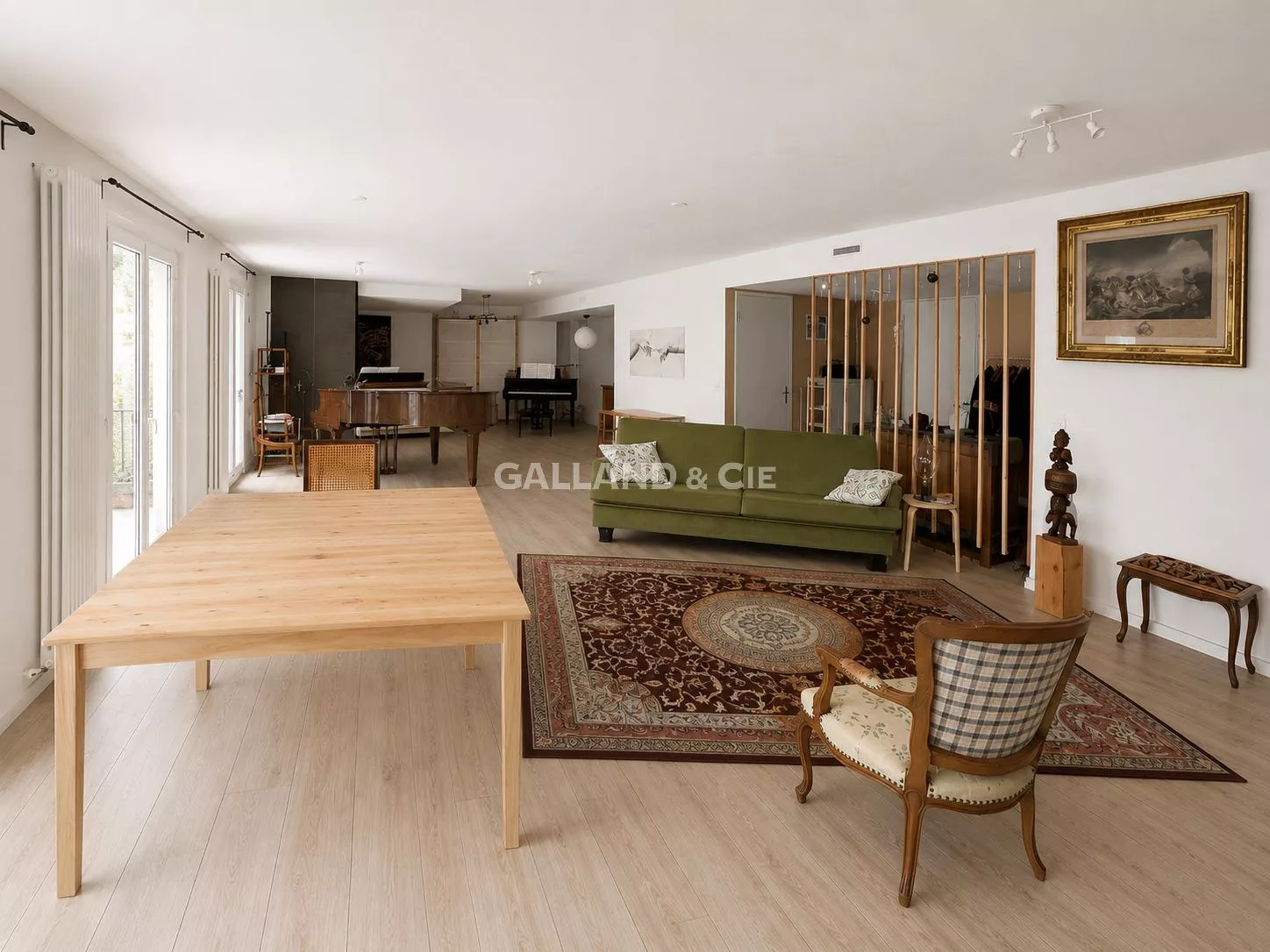Généreuse surface pour profession médicale ou bureaux - ~164 m² : Photo 1