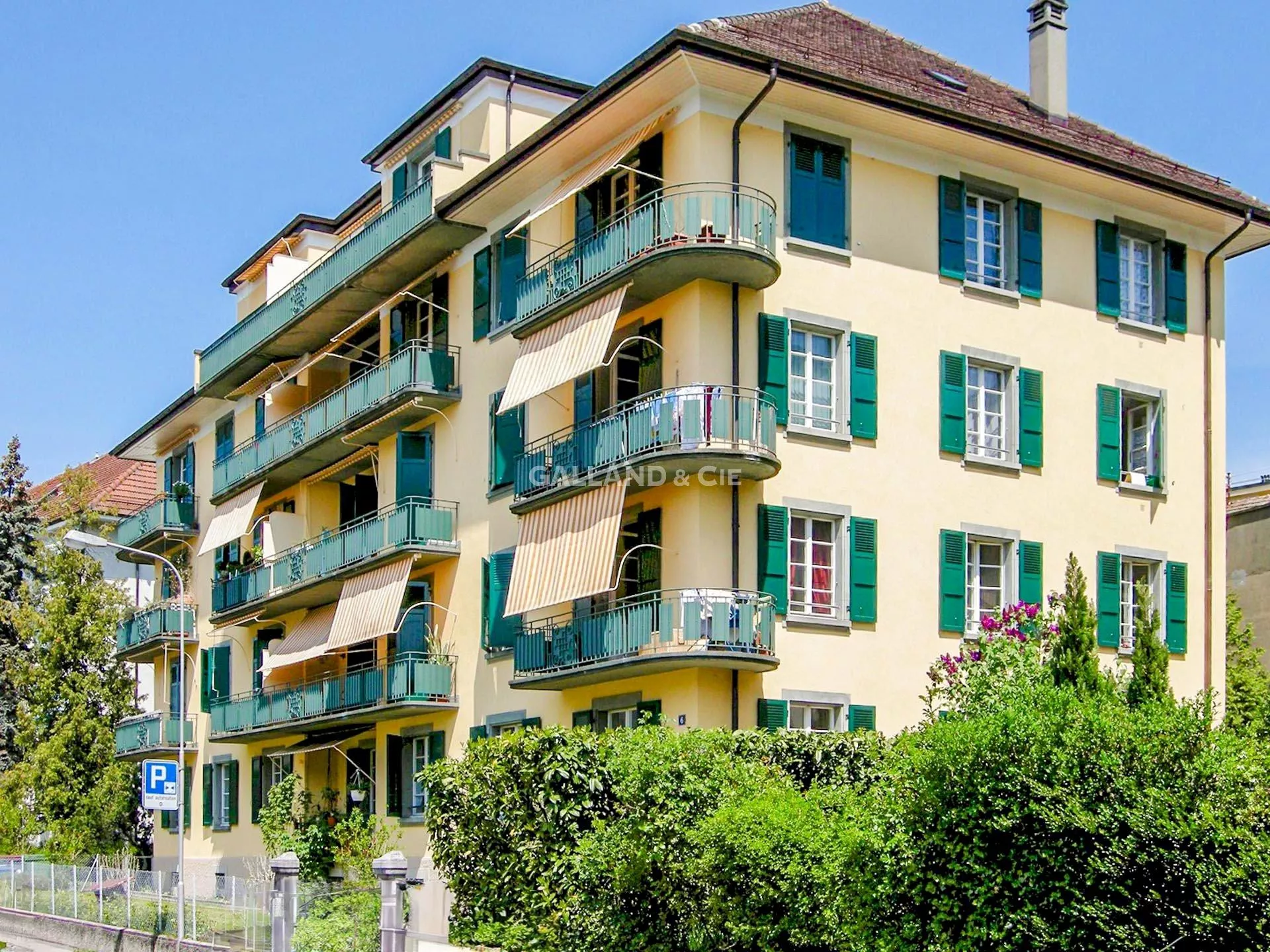 Appartement meublé de 2.5 pièces avec balcon - Idéal pour la colocation : Photo 1