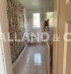 Appartement meublé de 2.5 pièces avec balcon - Idéal pour la colocation : Photo 5