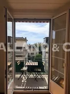 Appartement meublé de 2.5 pièces avec balcon - Idéal pour la colocation : Photo 6