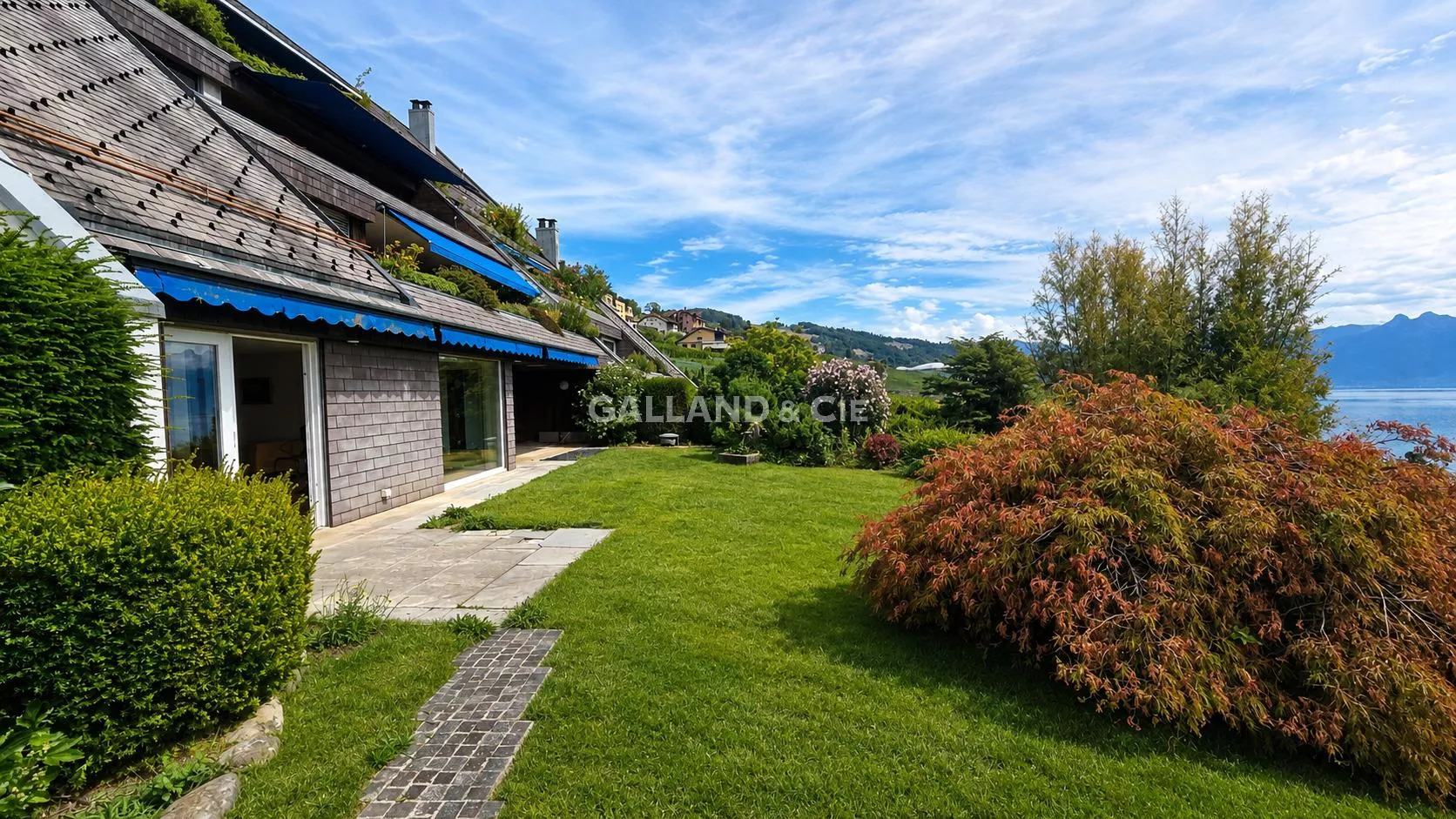 Magnifique appartement avec une incroyable vue lac : Photo 1