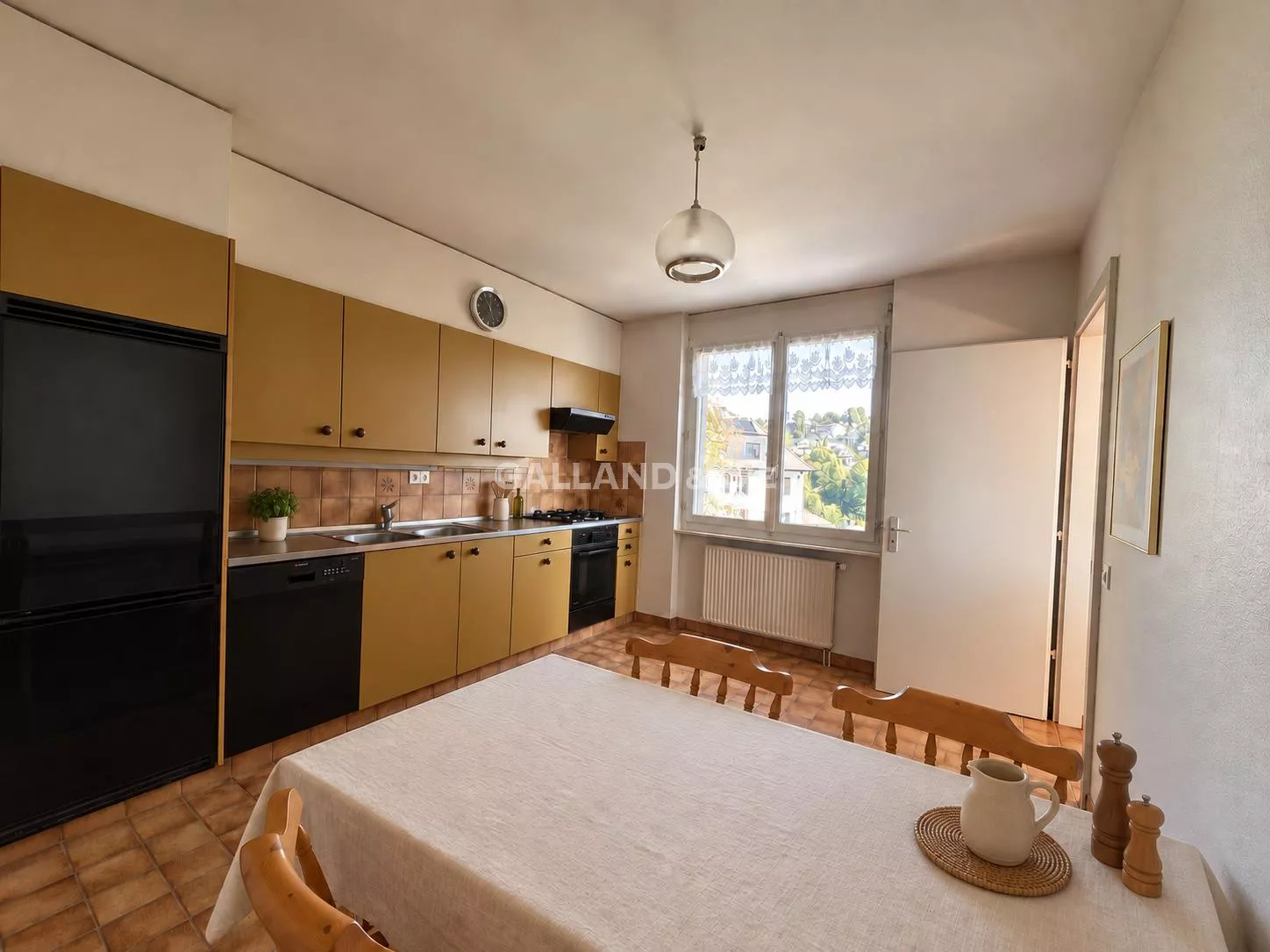 Spacieux 3,5 pièces avec vue - ~ 130 m² : Photo 5