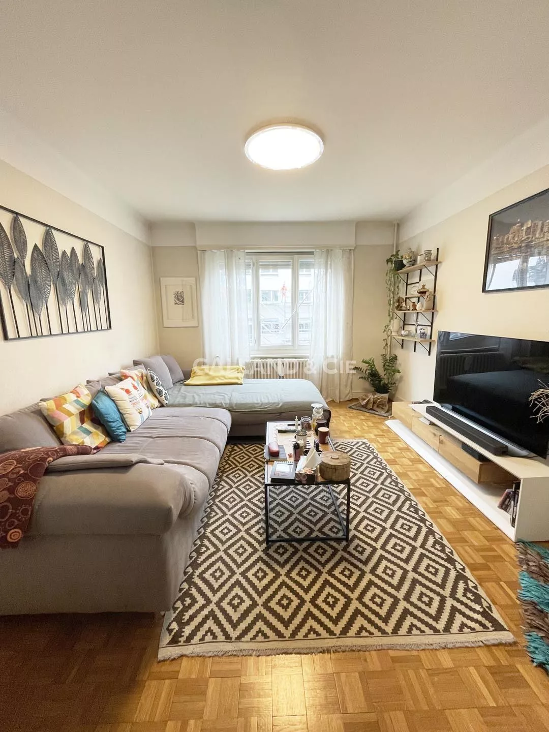 Appartement de 2 pièces avec balcon : Photo 2